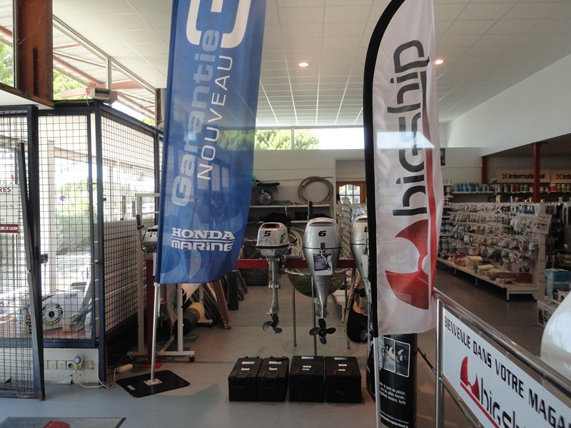 YES YACHT EQUIPEMENT SERVICE