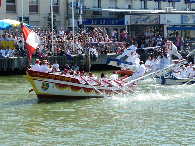 le-grau-du-roi-port-camrgue-fete-de-la-st-pierre-640x480-3-1085